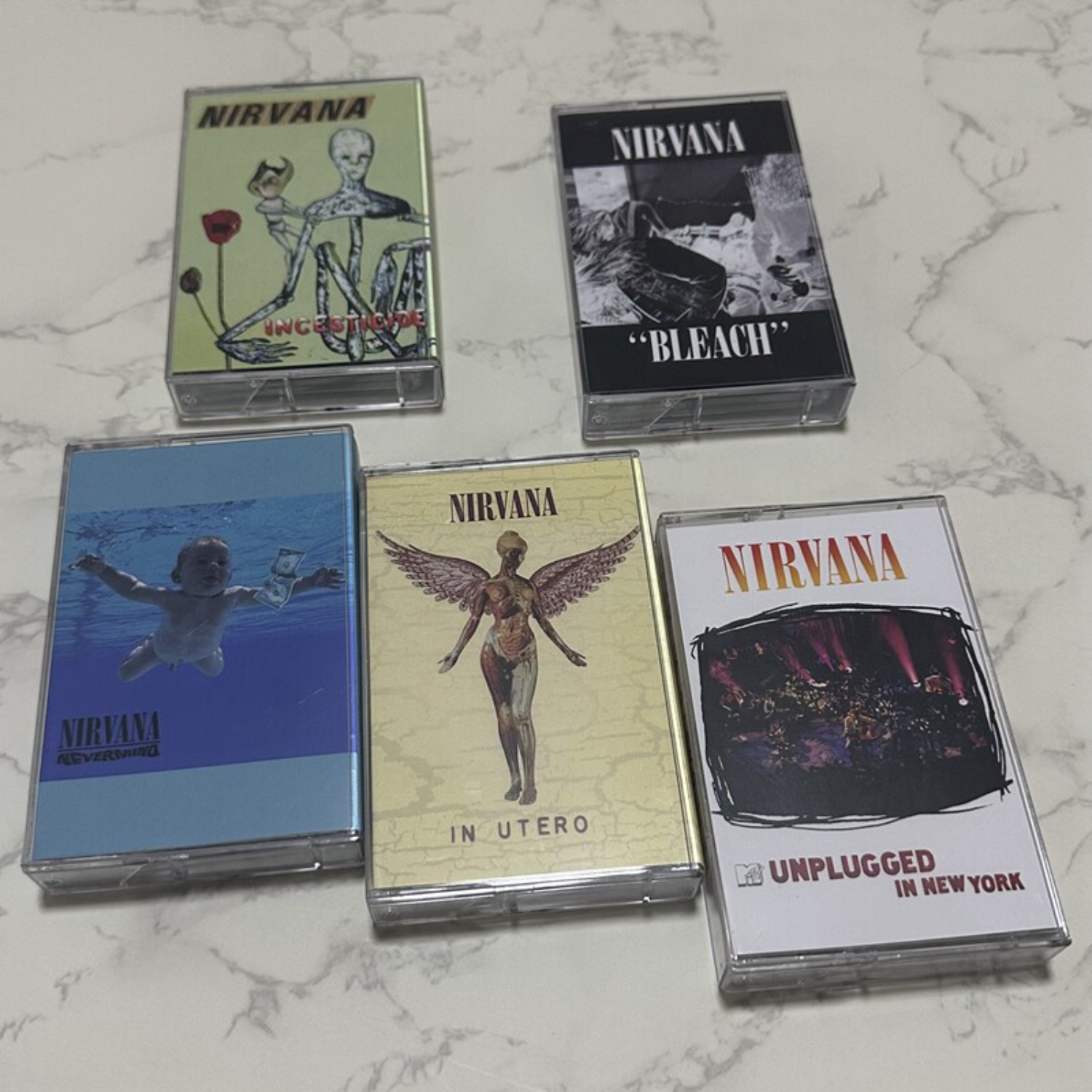 Vintage And Collectible - مجموعة كاملة من أشرطة الكاسيت، ألبومات