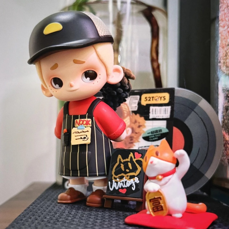 52toys Nook In Vintage Store S - مراجعة Vintage Collectible Toy Store وسعره