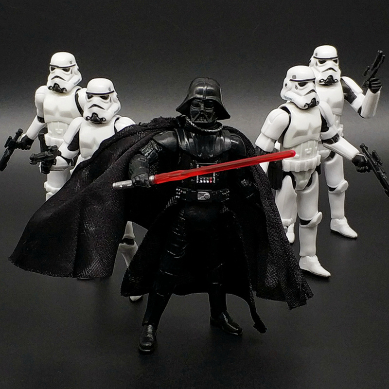 متوفر في حرب الأوراق المالية ا - مراجعة Vintage Collection Star Wars وسعره